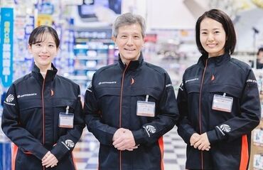 オートバックス 八王子石川工業団地店 未経験から始めたスタッフ多数♪
車好きな方も、これから興味を持ちたい方も大歓迎！
自分らしく働ける職場です◎