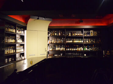 世界各国のお酒をご用意しています。
お酒が好きな方はもちろん、そうでない方も自然と詳しくなれますよ♪