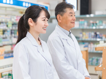 ★医療事務STAFF★
お仕事はカンタンなのでスグに慣れます
1つ1つ丁寧に教えるので安心してください♪
※画像はイメージ