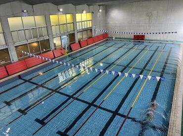 生徒さんは3歳～小学生までさまざま！
まずは子ども達にプールを楽しんでもらうことからスタート♪
水泳経験は問いません！