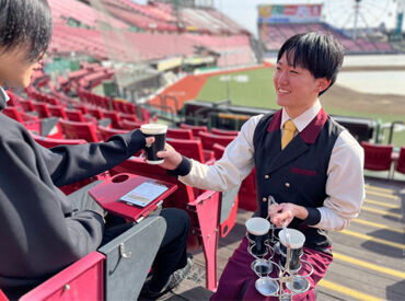 『スポーツが好き!』
『楽しく働きたい!』
そんなあなたにピッタリのお仕事です★