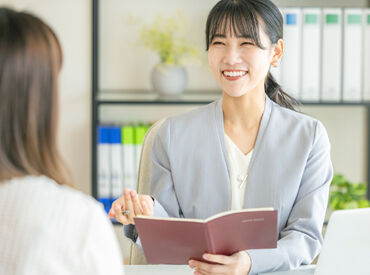 お仕事紹介のプロフェッショナルとして
一人ひとり違う転職の背景や勤務条件に合わせて
あなたの転職をしっかりサポートします！