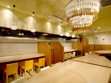 野方ホープ吉祥寺店 人気ラーメン店で働きませんか？
みんな最初は初心者同士なので
困ったときもサポートします♪