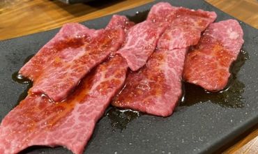 超・豪華まかないアリ◎
運が良ければお肉も食べられちゃう…！？
毎回期待して出勤するスタッフも続出中です（笑）