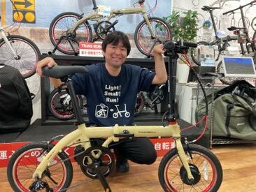 LIGHT SERIES御茶ノ水（ライトシリーズ御茶ノ水） 好奇心をシゴトに！アルバイトからスタートして、
スキルを磨きながら正社員登用を目指すことも可能です！