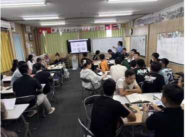 ★面接では個性・人柄重視★
実務経験やスキルなどは気にせずOK◎
資格を活かして一緒に働きましょう♪