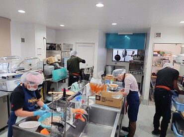 「通いやすいから」
「料理が好きだから」
「家事・育児と両立したいから」
応募の理由はなんでもOK★