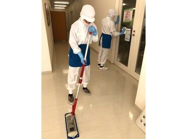全国のスーパーやコンビニで
おなじみのスイーツを作る工場だから、社割でお得に商品ゲットできちゃう♪