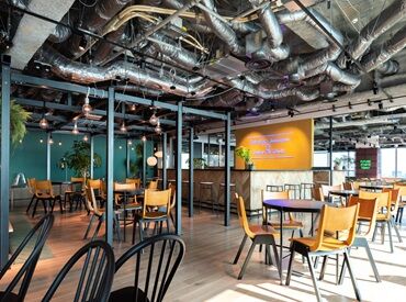 オシャレなオフィスで優雅に勤務もOK♪