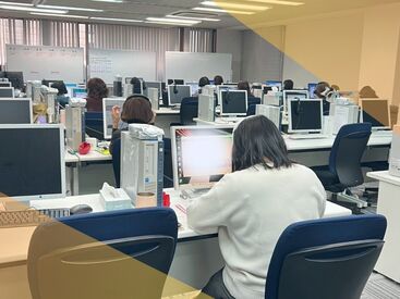 20~50代の女性中心に活躍中!
お仕事復帰の方や、
子育て中の方や介護の方も多数◎