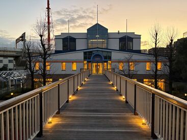 レストランビアポート 10代～50代迄、幅広い年代の方積極採用中！
まずは、ご応募お待ちしております！