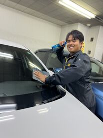 \未経験でのチャレンジもOK/
まずは車内清掃などカンタンな業務から教えます◎
安心してご応募ください!