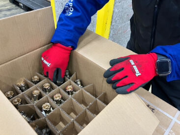 守口製函株式会社　※勤務地：滋賀県草津市野路東 ＼業務拡大につき、増員！／
土日祝休み＆大型連休ありのメリハリのある現場◎
荷捌きからリフトまで10名以上の大募集！