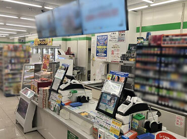 20才~40才の年齢層の方が活躍中☆
最初は「いらっしゃいませ」が言えればOK◎