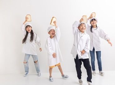 ≪未経験も大歓迎！≫
やる気さえあれば、スキルや資格は不問！
アルバイトから正社員になったスタッフもいます◎
