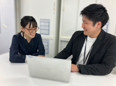 株式会社ヤマウチ　東京オフィス ＼優しいスタッフが多くて安心♪／
初めての事務でも丁寧に教えてくれるから、
焦らず自分のペースで働けます★