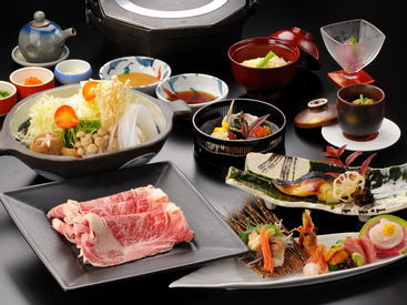 《落ち着きある上質空間》
常連さんや、会食にご利用いただいているお店♪
お客様とお話しながら、しっかり接客できますよ♪