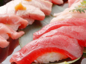 ＜初バイトさんもWelcome＞
スグに覚えられるお仕事ばかり♪
イチから丁寧に教えるので安心◎
一緒に楽しく働きましょう☆