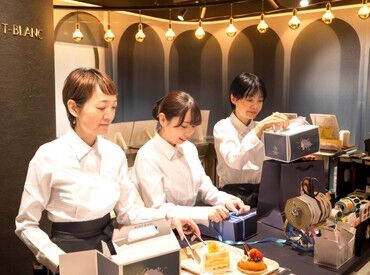 ピカピカの場所で、スタートラインが同じ仲間と働けるのはオープニングならでは◎
老舗店の出発を一緒に盛り上げましょう!
