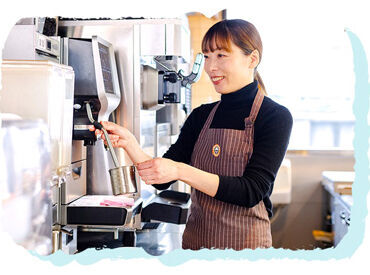 「わからない…どうしよう…。」困った時は先輩や周りのスタッフがすぐに駆けつけます★
チームワークを大切にしている環境◎