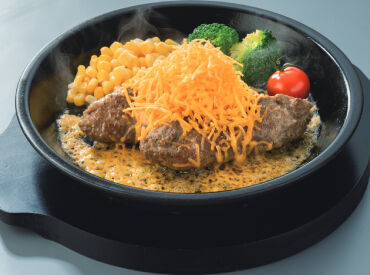 シフトは柔軟に対応します♪
「フルタイムでしっかり稼ぎたい」
学校終わりの夕方etc.
"わがまま"シフトも大歓迎★