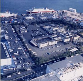 入浴施設もあり！
お仕事でいい汗をかいた後はそのままササッと流して気分もスッキリ◎
残業もほぼなくそのままお出かけも♪