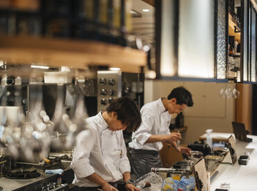 TOSCANA京橋店 一緒に働く仲間がたくさんいるので安心です♪