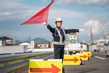 \\積極的に正社員登用中!!//
▼資格取得支援あり
▼社員登用制度あり
中には半年~1年で正社員に
キャリアUPするスタッフも♪