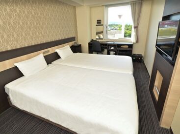 三重交通コミュニティ株式会社　勤務先：三交イン 津駅前～四季乃湯～ ＼お掃除好きが大集合／
ビジネスホテルの客室清掃で、
モクモクと作業したい方に◎
副業や扶養控除内もOK♪
※イメージ画像