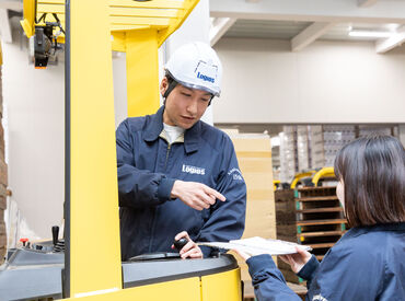 ロジスティックスオペレーションサービス株式会社【浮間エリア】 ▼三井倉庫グループ企業の直雇用
正社員が初めての方も転職の方も
研修からしっかりとおしえますのでご安心ください。