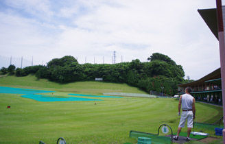 カゴハラゴルフクラブ ＝夏の大募集＝
アルバイト・パートデビューも歓迎♪
ぜひお気軽に応募ください◎