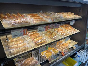 学生さんのバイトデビューや主婦(夫)さんのパートデビューも大歓迎!
「週末だけ」など週1日から自分にあったシフトで働けます!