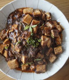 【社割あり】
全品30％OFFで食べることができちゃいます！
口コミやSNSでも常に話題のメニューがまかない！
バイトの特権です◎