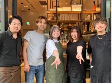 CRAFTBEERMARKET　TOKYO TORCH店 ＼TOKYO TORCH 常盤橋タワー内でアクセス抜群◎／
豊富なクラフトビールを取り揃えた人気のお店♪未経験さんも大歓迎です！