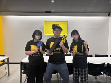 トレカプラザ55 上前津店 ＼初バイトにおすすめ！／
大学生、専門学生大歓迎♪
男性スタッフ・女性スタッフ活躍中☆
きれいで落ち着いた店内で勤務可能♪