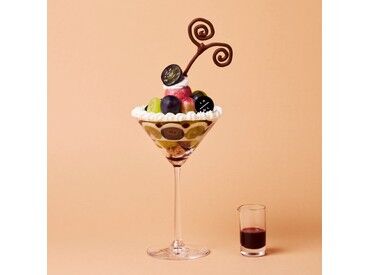 未経験の方も安心♪
5～7名のチームでピエール・マルコリーニの
チョコレートやスイーツを販売！