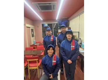 ENEOS(エネオス) Dr.Driveセルフ花園ラグビー場店 株式会社ENEOSモビリニア [600854] 学生さん注目◇楽しいバイト生活を♪
大手ENEOSだから充実した環境あり
eラーニングで学習後、現場研修を始めるので安心スタート