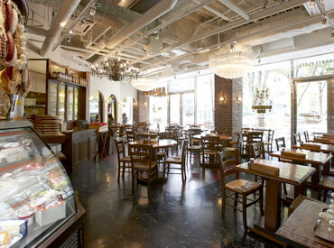 いま話題のお店や有名店・銘店などが集まるおしゃれな場所であなたらしく働きませんか?