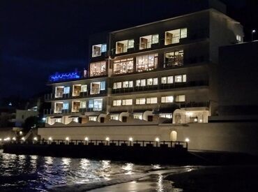 Wakanoura Nature Resort EPICHARIS(エピカリス) 「日中は自分の時間に使いたい」
「とにかく効率よく稼ぎたい」
そんな方大歓迎！
絶景が見えるリゾートホテルで働きませんか♪