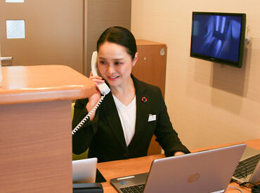 株式会社馬渕商事 ※勤務地：西区西大宮にあるサービス付きシニア向け住宅 ＼サービス付き高齢者向け住宅のフロントスタッフ大募集！／
まずはあなたのできることから始めましょう！
※画像はイメージ