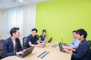 ライフスタイルに合わせてシフトを作れます!
高時給1600円~で短時間でも稼げるのがウレシイ☆