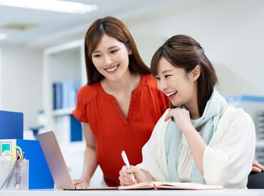 土日祝休み!
決まったお休みがあるので、
遊びの予定も立てやすく
ご家族や友人との
時間も大事にできます◎