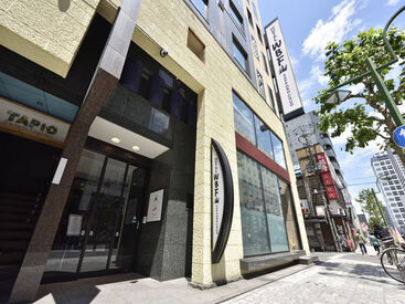 ホテルWBF札幌中央 人気のすすきのエリアにある店舗外観！研修後は都内各所のスタイリッシュなホテルに勤務し、多彩なスキルが身につく環境です◎