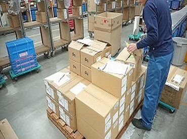 「週1日~の扶養内での勤務」
「週5日のフルタイムでの勤務」
ご希望の働き方を面接の際にお聞かせ下さい★