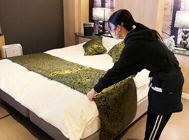 服装自由!!ジャージなどラフな格好でOK☆
髪色も自由なのでオシャレもしながら、のびのび働けますよ◎