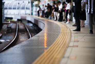 各路線からラクラク通勤♪
駅チカで通いやすさ抜群!
※写真イメージ