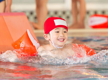 スウィンあざみスイミングスクール 生徒の成長が嬉しい！
子ども達にできることが増えると
こちらも嬉しくなってしまいます♪