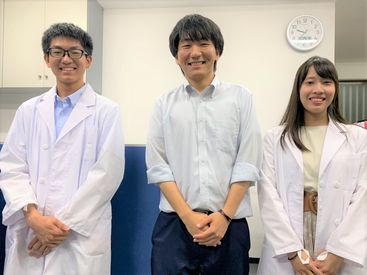 地元の個別指導塾 井田個別指導塾 高収入まで一直線！
中学の勉強を忘れていても安心◎
採用後に予習できます！
積極的に動いてくれた講師には
特別手当もアリ!?