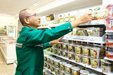 セブンイレブン 検見川浜店 最初は簡単な業務から始めるので初心者の方でも安心です。5年以上勤務しているアルバイトさん多数！頼りになりますよ。