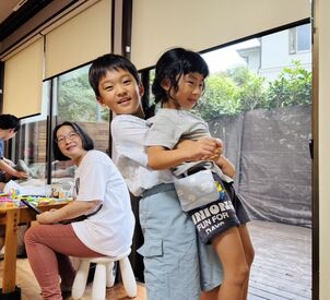 鎌倉学び舎　北鎌倉校 ◆時給1270円～＆毎年基本給UP◆
◆北鎌倉駅から徒歩30秒◆
子どもは少人数（30人）なので
ひとりにシッカリと目が届きます◎